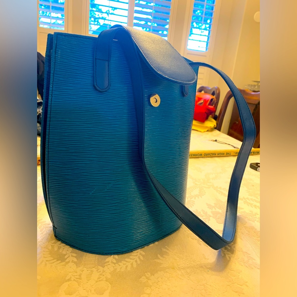 Royal Blue Bucket Purse—Long Shoulder Straps